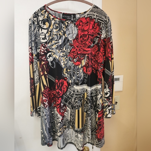 Attitudes by Renee Global Illusions Yummy Jersey Tunic Women's Top  .Size M - Picture 2 of 5